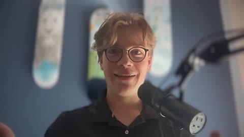 Mikulas Zach introducing the Agentee Digital Podcast